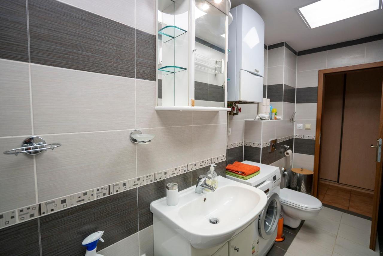 Apartment Ferdinand Κάρλοβι Βάρι Εξωτερικό φωτογραφία