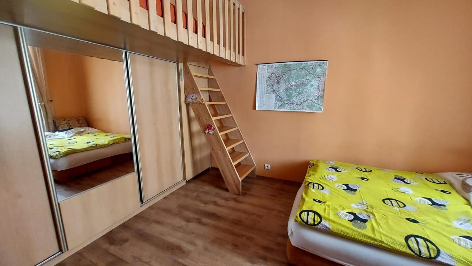 Apartment Ferdinand Κάρλοβι Βάρι Εξωτερικό φωτογραφία